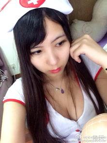 大胸女主播直播间