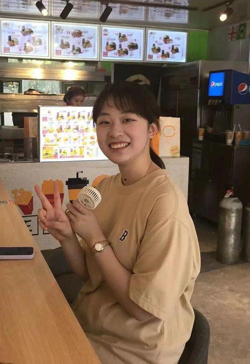 上大学后的生活照,大学时光里的生活剪影